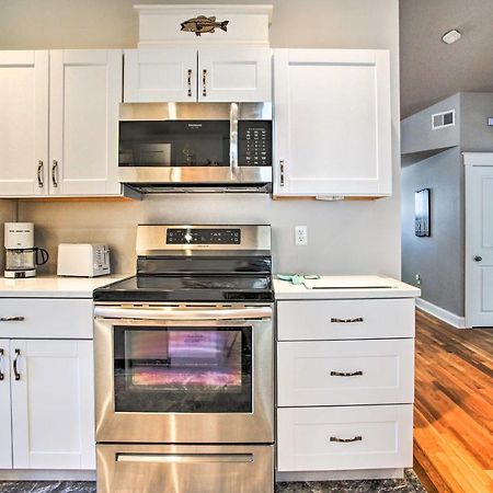 Updated Buzzards Bay Beach Cottage Walk To Shore! Bourne Eksteriør billede
