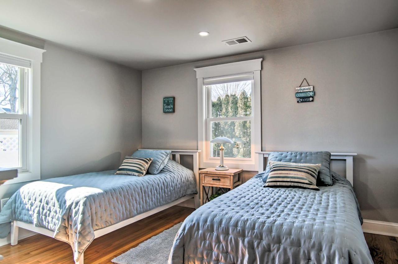 Updated Buzzards Bay Beach Cottage Walk To Shore! Bourne Eksteriør billede