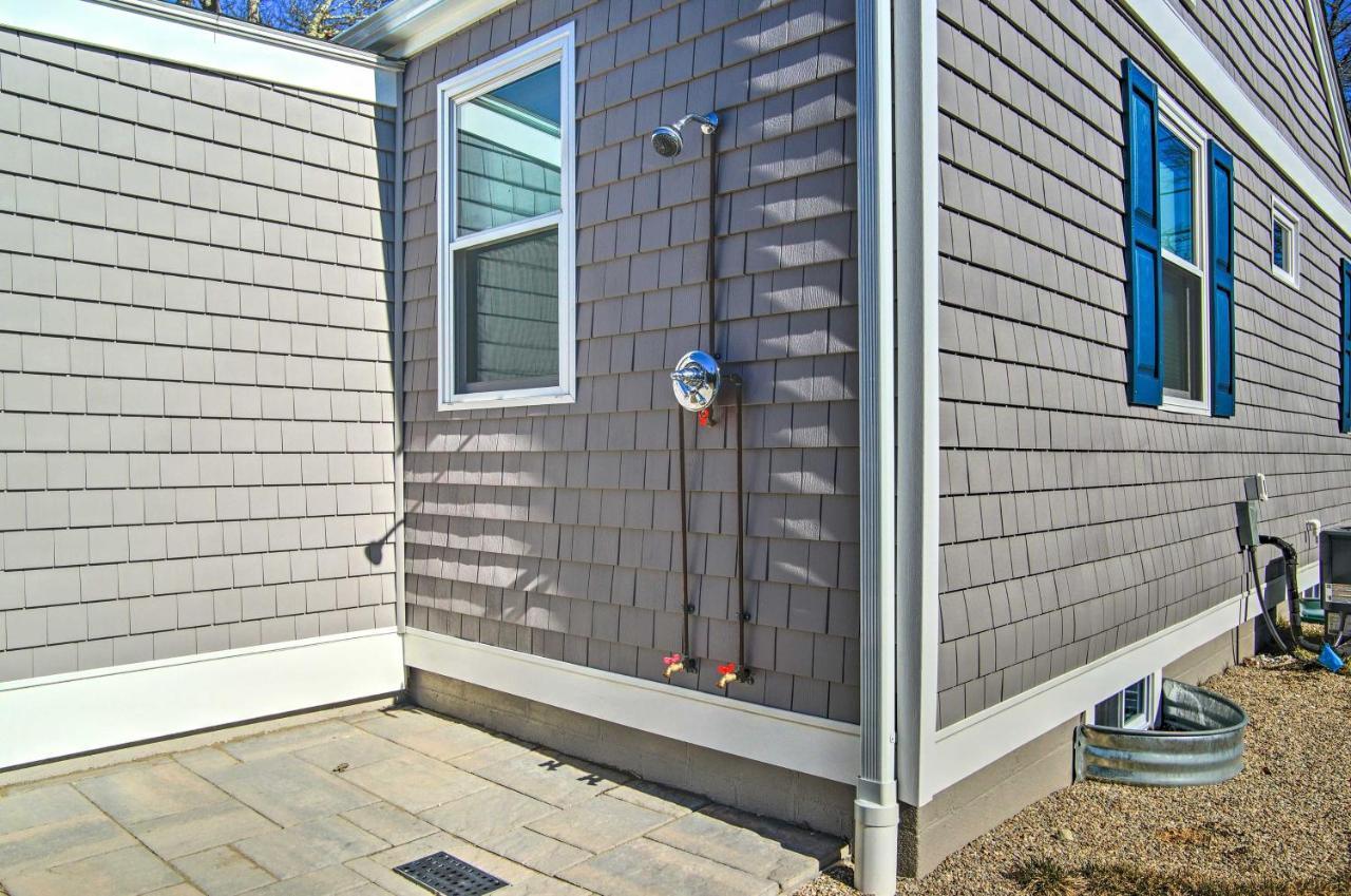 Updated Buzzards Bay Beach Cottage Walk To Shore! Bourne Eksteriør billede